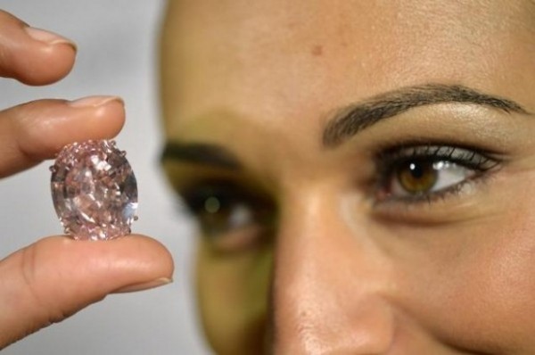 pink-star-diamond-60-millones-1