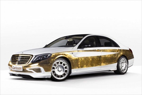 Mercedes Benz S-Class cubierto de oro
