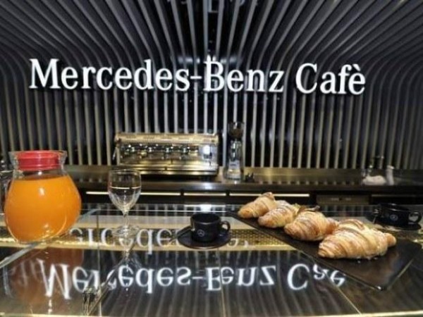 Mercedes-Benz cafe
