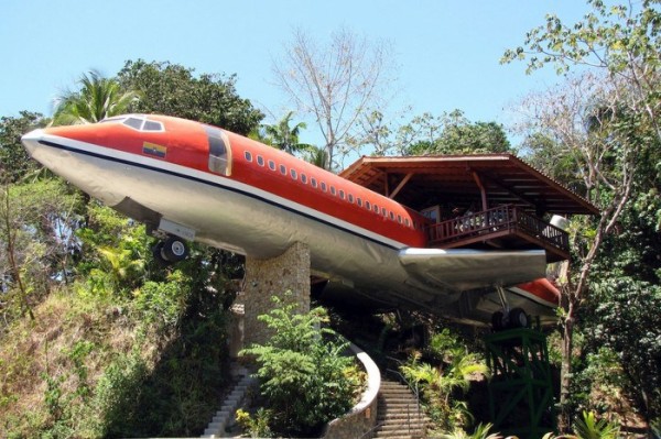 Boeing 727 convertido en lujoso hotel